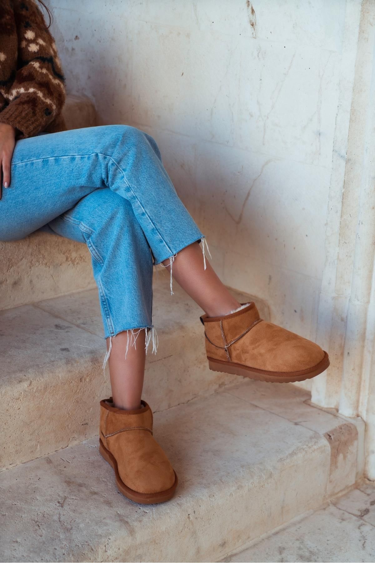 Mini Taba Süet Yarım Bot İçi Tüylü Düz Taban Kadın Ayakkabı